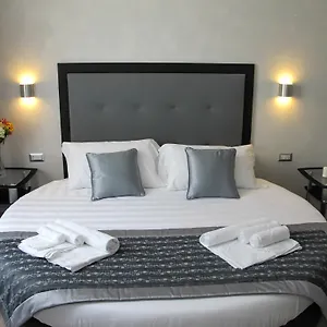 Veneto Relais 2* Rome