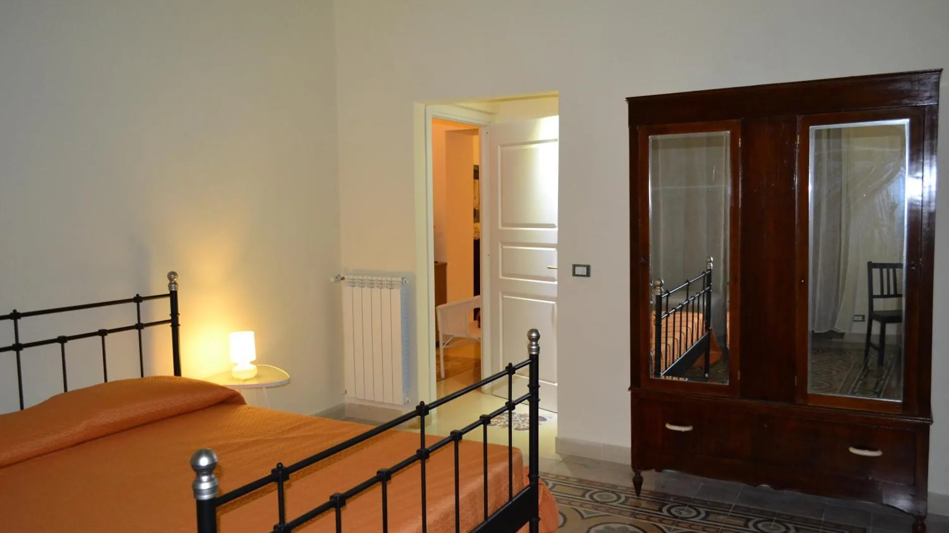 B&B Palazzo Corvino Palerme Couette-café