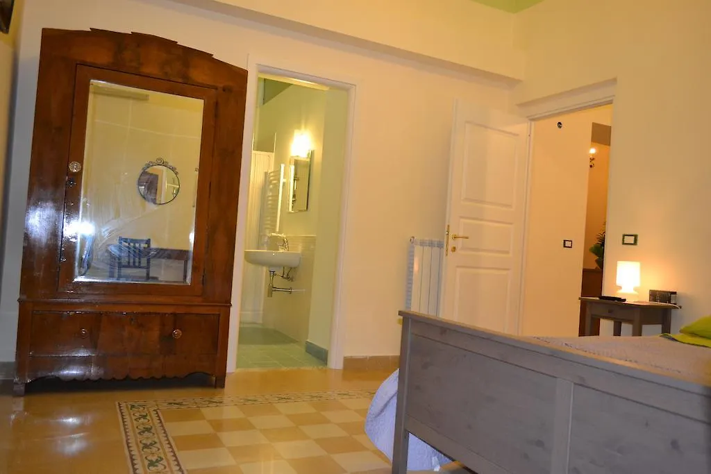 B&B Palazzo Corvino Palerme Couette-café